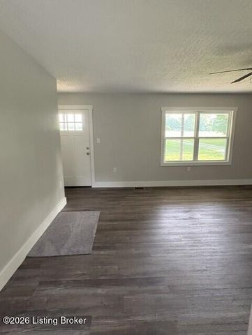 390 Nubbin Ridge Rd, Milton, KY 40045