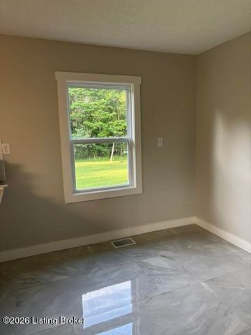 390 Nubbin Ridge Rd, Milton, KY 40045