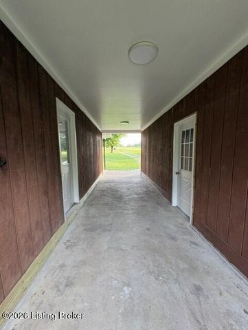 390 Nubbin Ridge Rd, Milton, KY 40045