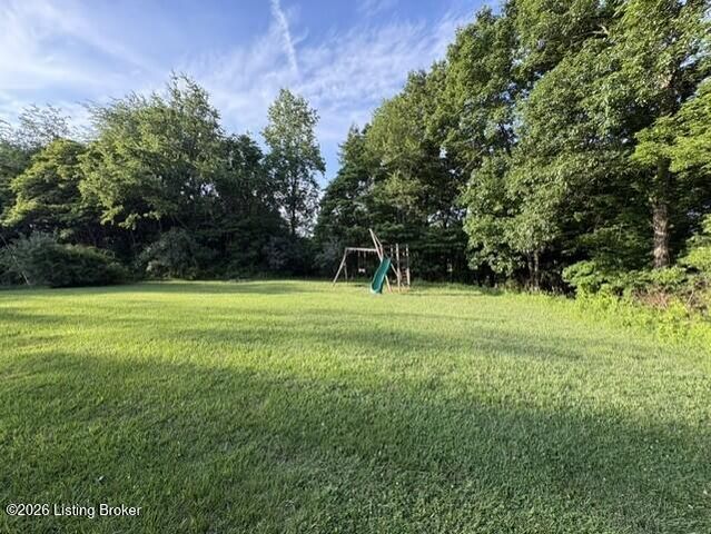 390 Nubbin Ridge Rd, Milton, KY 40045