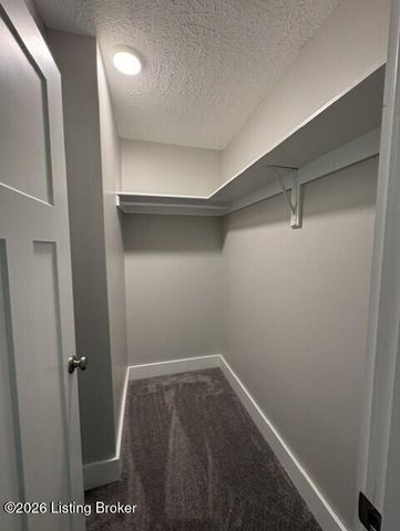390 Nubbin Ridge Rd, Milton, KY 40045