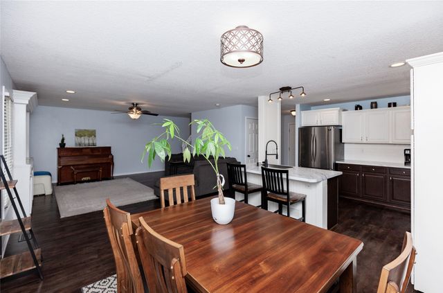 3024 SW Applewood Street, Ankeny, IA 50023