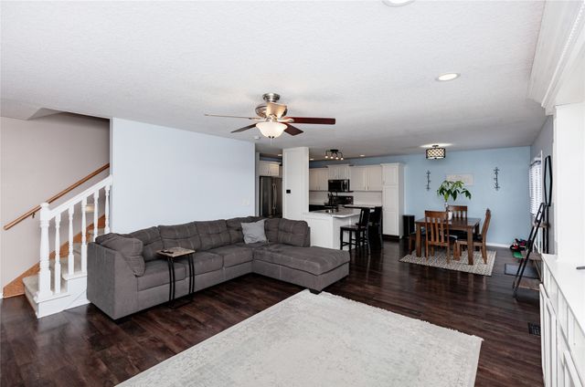 3024 SW Applewood Street, Ankeny, IA 50023