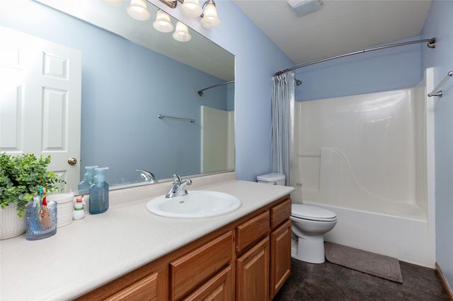 3024 SW Applewood Street, Ankeny, IA 50023