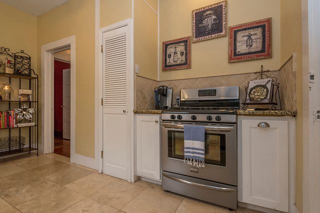 2241 W Rosedale Street S, Fort Worth, TX 76110