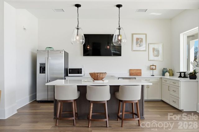 1084 Arundle Road, Sherrills Ford, NC 28673