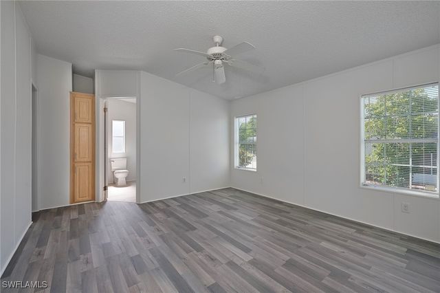 276 Grosbeak LN 276, Naples, FL 34114