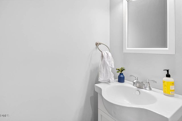 6467 New Market Way, Raleigh, NC 27615