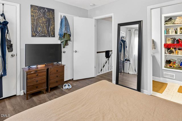 6467 New Market Way, Raleigh, NC 27615