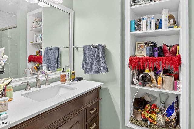 6467 New Market Way, Raleigh, NC 27615