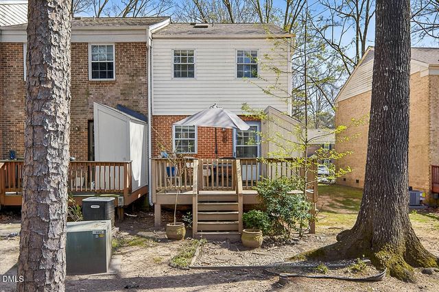 6467 New Market Way, Raleigh, NC 27615