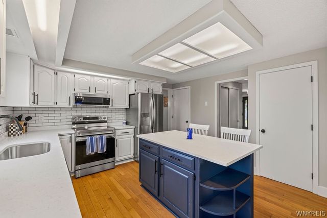 2776 Coventry, Hamburg, NY 14075