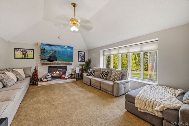 2776 Coventry, Hamburg, NY 14075