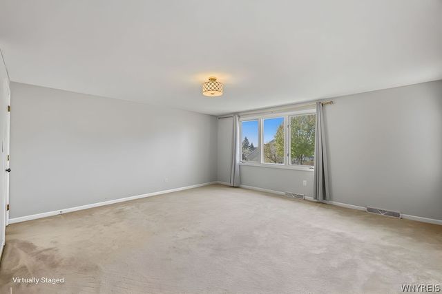 2776 Coventry, Hamburg, NY 14075