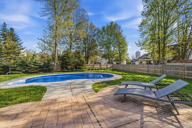 2776 Coventry, Hamburg, NY 14075