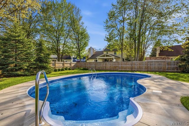 2776 Coventry, Hamburg, NY 14075