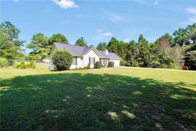 41 Giles Drive, Mcdonough, GA 30252