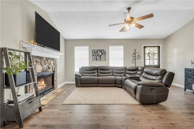 41 Giles Drive, Mcdonough, GA 30252