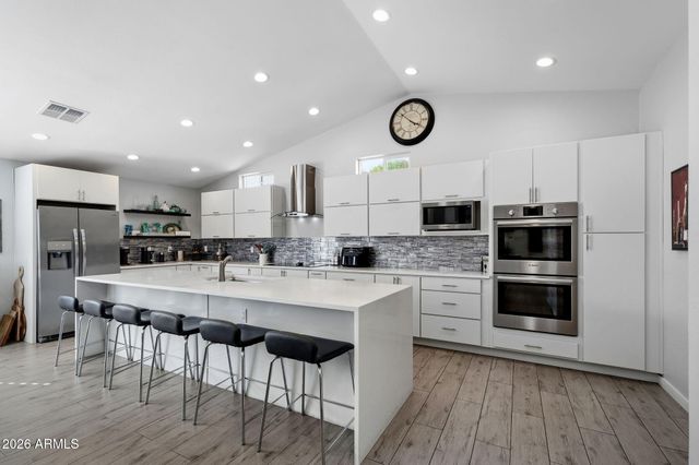 2622 LEISURE WORLD --, Mesa, AZ 85206