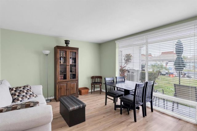 4352 TAHITIAN GARDENS CIRCLE F, Holiday, FL 34691