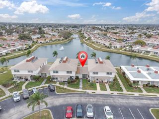4352 TAHITIAN GARDENS CIRCLE F, Holiday, FL 34691