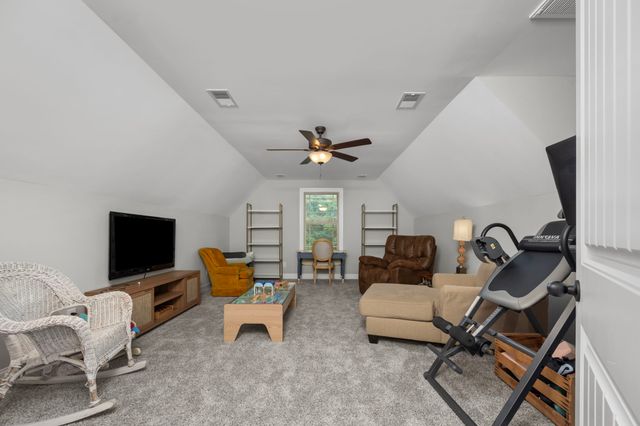 810 Walnut Grove Rd, Christiana, TN 37037