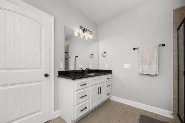 810 Walnut Grove Rd, Christiana, TN 37037