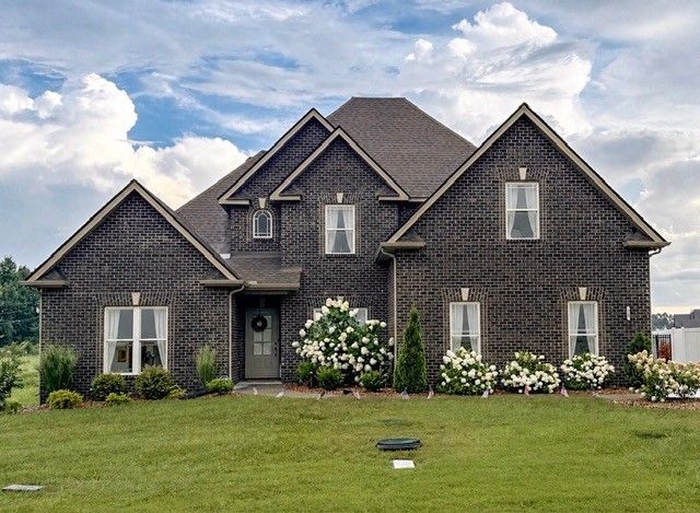 810 Walnut Grove Rd, Christiana, TN 37037