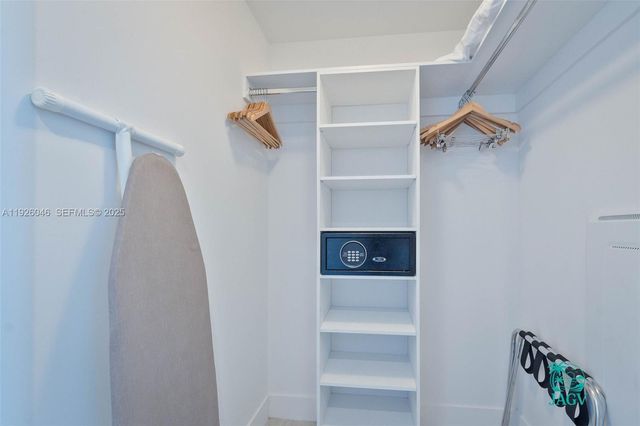 4010 S Ocean Drive R3005, Hollywood, FL 33019