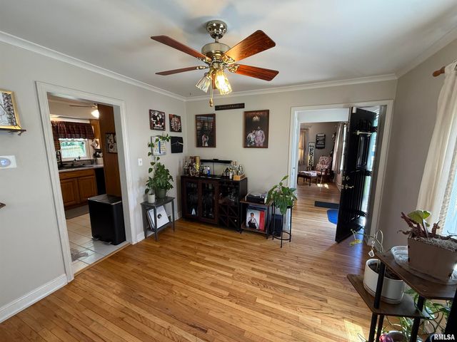 1615 W GILBERT Avenue, Peoria, IL 61604