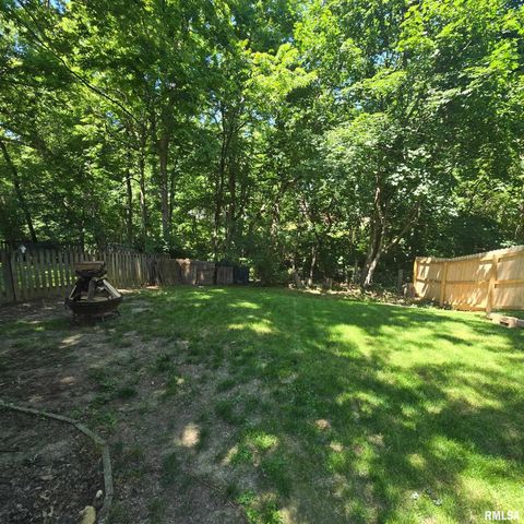 1615 W GILBERT Avenue, Peoria, IL 61604