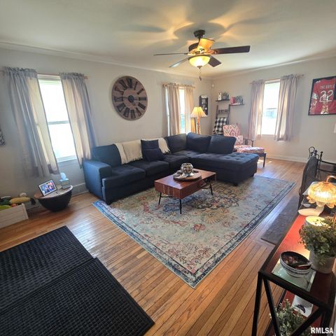 1615 W GILBERT Avenue, Peoria, IL 61604