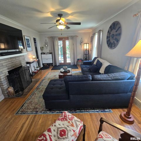 1615 W GILBERT Avenue, Peoria, IL 61604