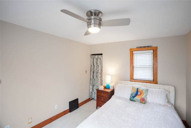 412 Fulton Drive, Des Moines, IA 50315