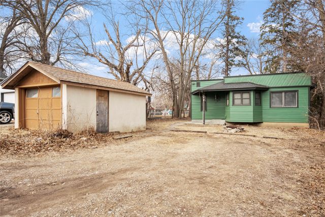 412 Fulton Drive, Des Moines, IA 50315