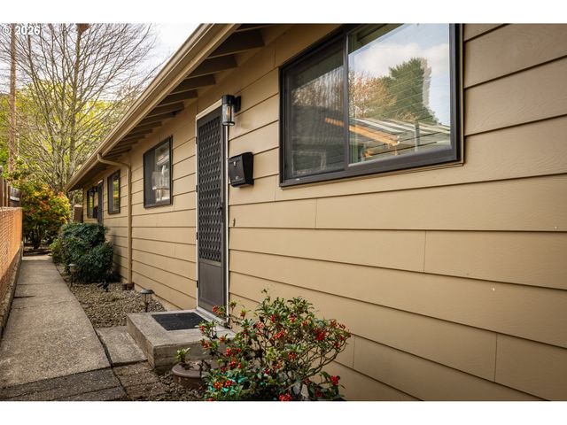 4525 Se 30TH Ave, Portland, OR 97202