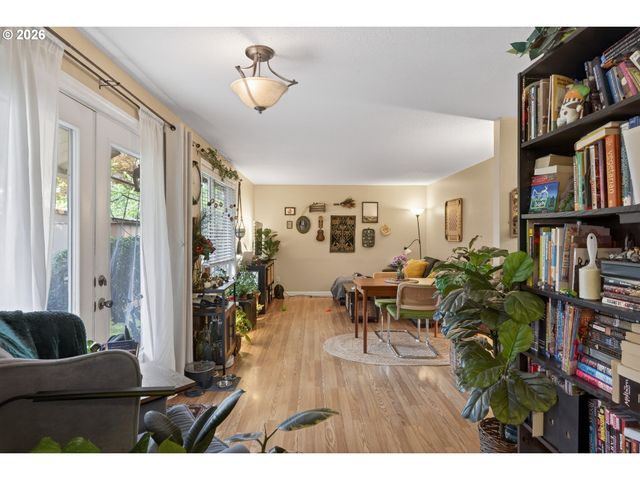 4525 Se 30TH Ave, Portland, OR 97202