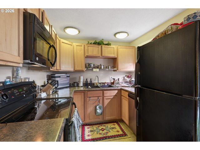 4525 Se 30TH Ave, Portland, OR 97202