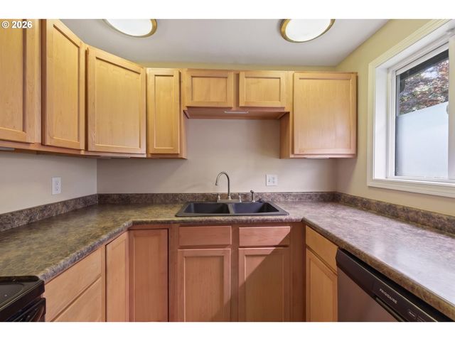 4525 Se 30TH Ave, Portland, OR 97202