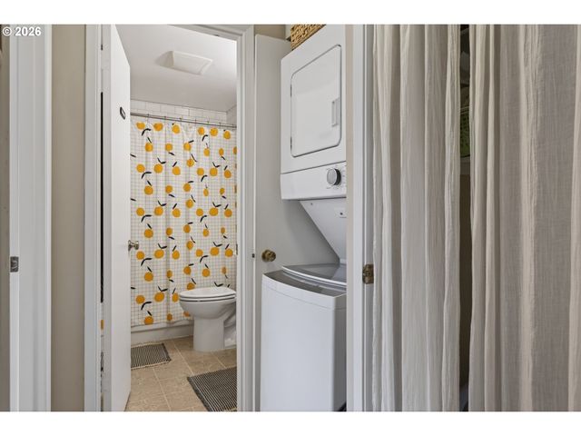 4525 Se 30TH Ave, Portland, OR 97202