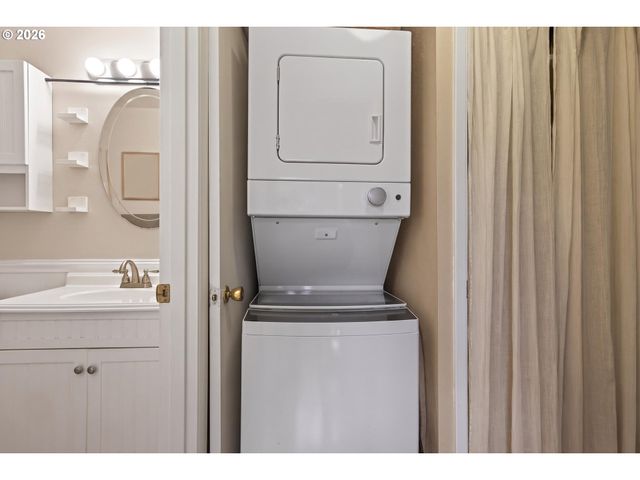 4525 Se 30TH Ave, Portland, OR 97202