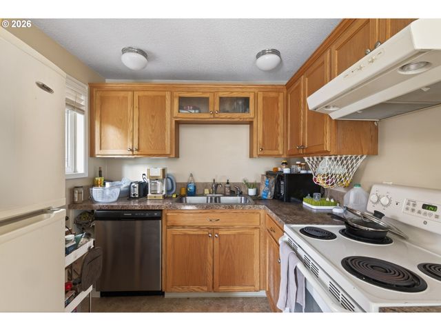 4525 Se 30TH Ave, Portland, OR 97202