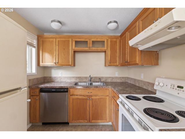 4525 Se 30TH Ave, Portland, OR 97202