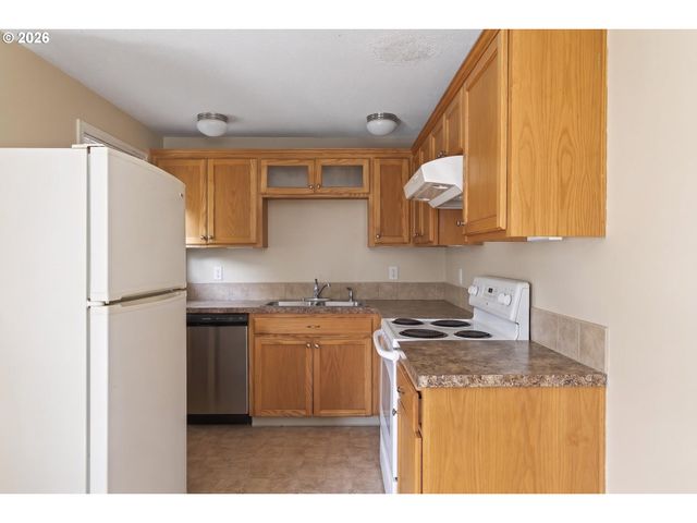 4525 Se 30TH Ave, Portland, OR 97202