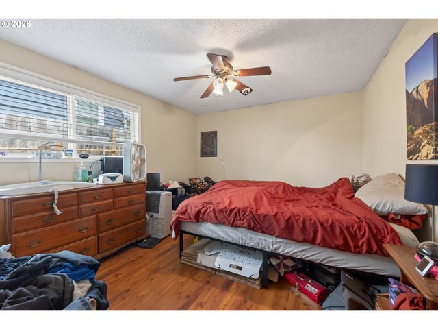 4525 Se 30TH Ave, Portland, OR 97202