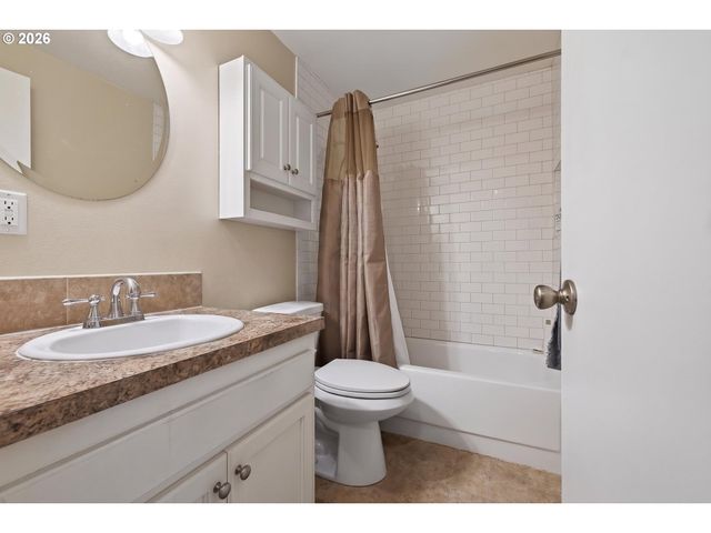 4525 Se 30TH Ave, Portland, OR 97202