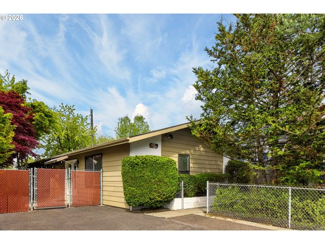 4525 Se 30TH Ave, Portland, OR 97202