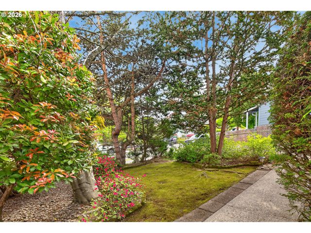 4525 Se 30TH Ave, Portland, OR 97202