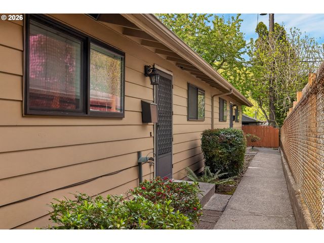 4525 Se 30TH Ave, Portland, OR 97202