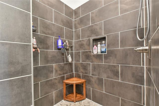 16901 Barcelona Drive, Oklahoma City, OK 73170